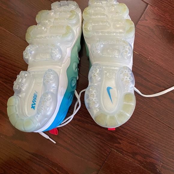 Nike Air Vapormax Plus Sneakers Blue & Green splashed with bit of yellow 🔥🔥🥰 - Picture 4 of 16